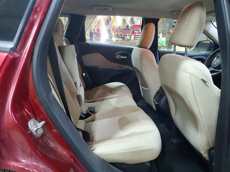 2015 JEEP CHEROKEE SPORT  