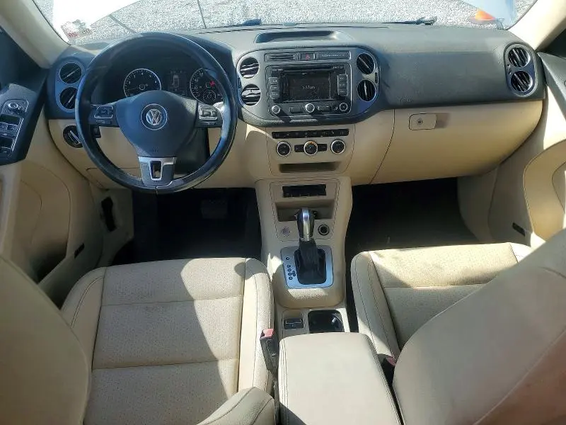 2015 VOLKSWAGEN TIGUAN S  