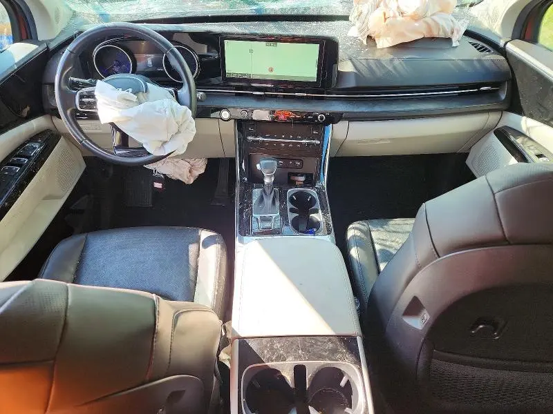 2022 KIA CARNIVAL EX  