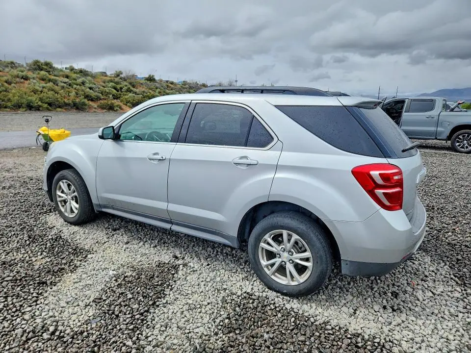 2017 CHEVROLET EQUINOX LT  