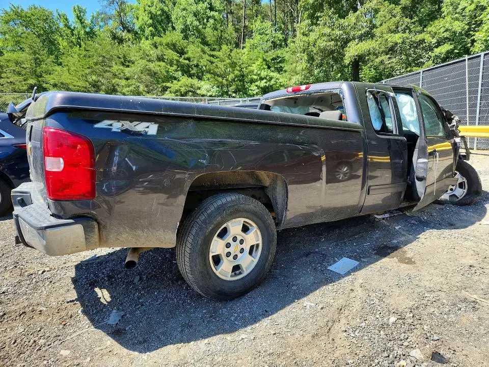 2011 CHEVROLET SILVERADO K1500 LT  