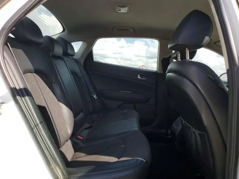2018 KIA OPTIMA S  
