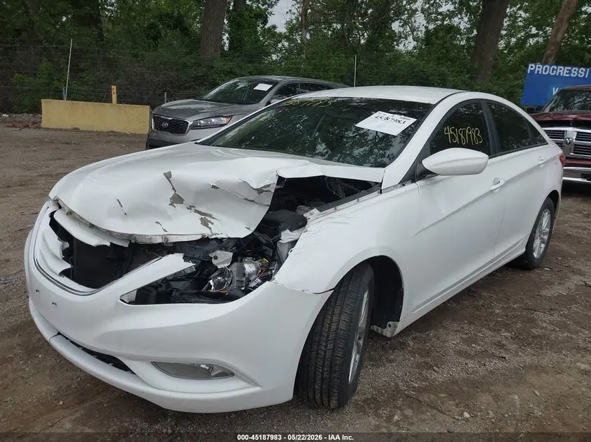 2013 HYUNDAI SONATA GLS