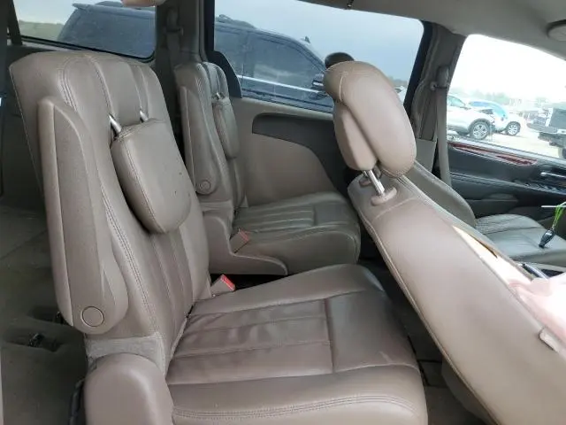 2013 CHRYSLER TOWN & COUNTRY TOURING  