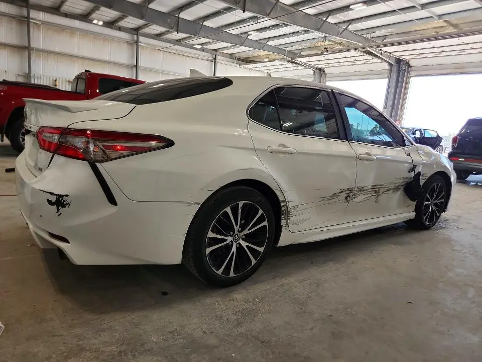 2019 TOYOTA CAMRY   
