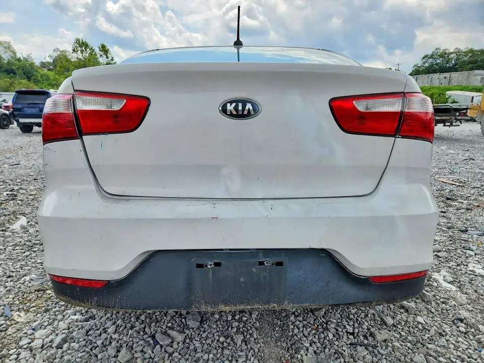 2017 KIA RIO LX  