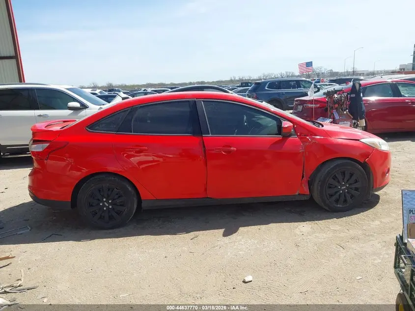 2013 FORD FOCUS SE
