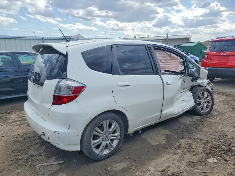 2010 HONDA FIT SPORT  