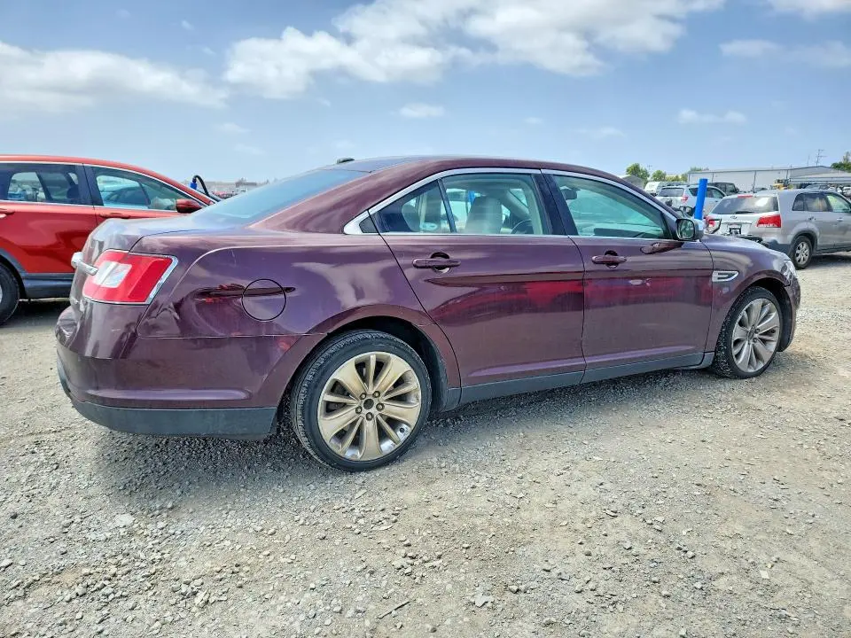 2011 FORD TAURUS LIMITED  