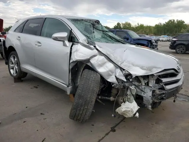 2013 TOYOTA VENZA LE  