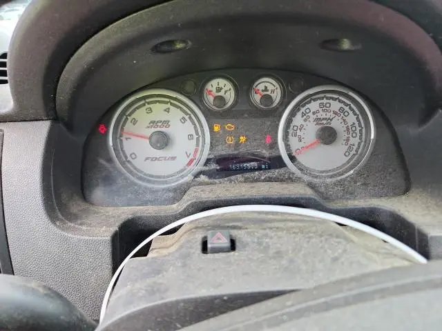 2011 FORD FOCUS SE  