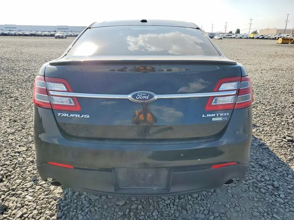 2016 FORD TAURUS LIMITED  