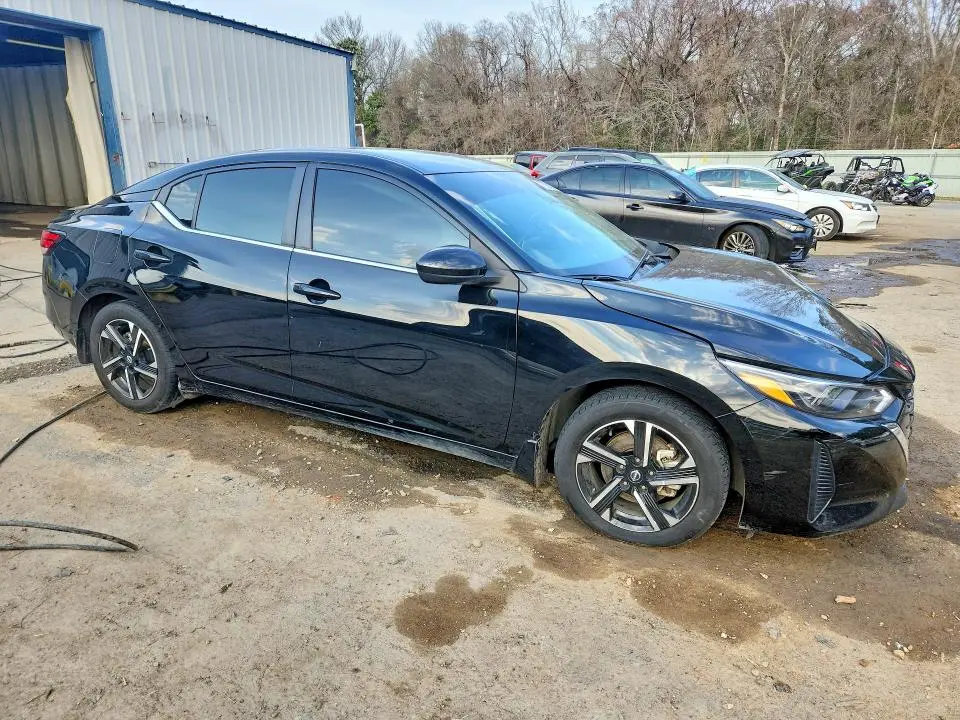 2024 NISSAN SENTRA SV  
