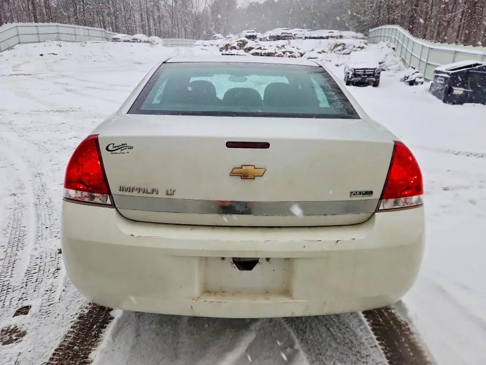 2011 CHEVROLET IMPALA LT  