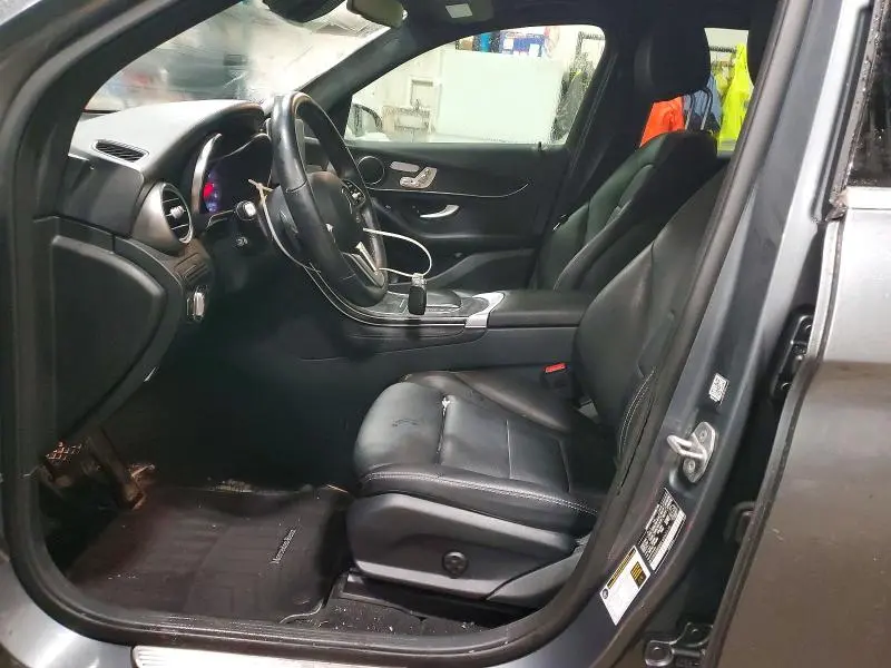 2020 MERCEDES-BENZ GLC 300 4MATIC  