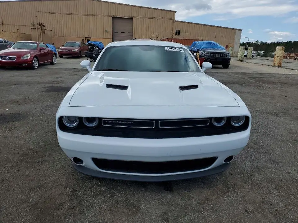 2019 DODGE CHALLENGER SXT  