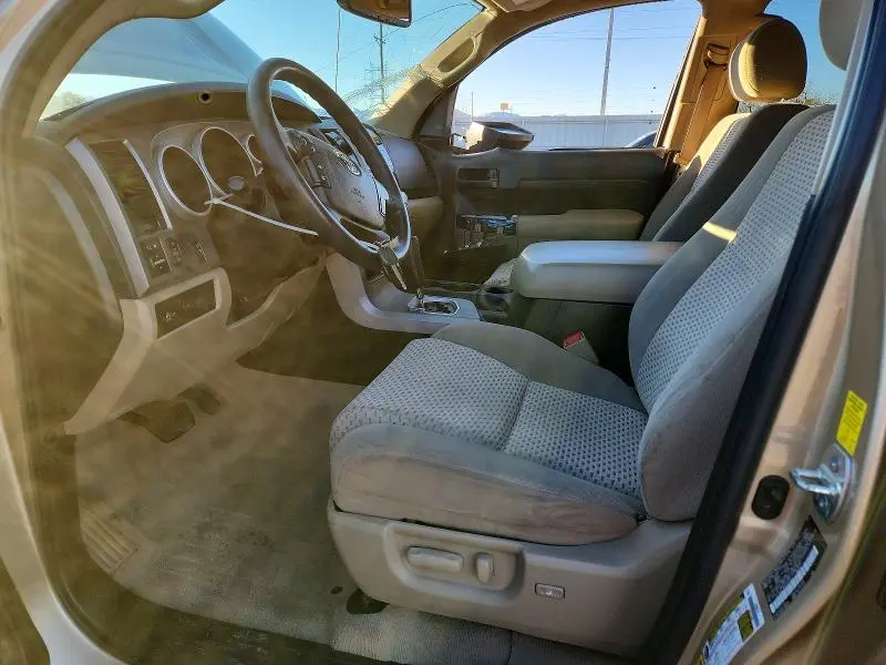 2010 TOYOTA TUNDRA DOUBLE CAB SR5  