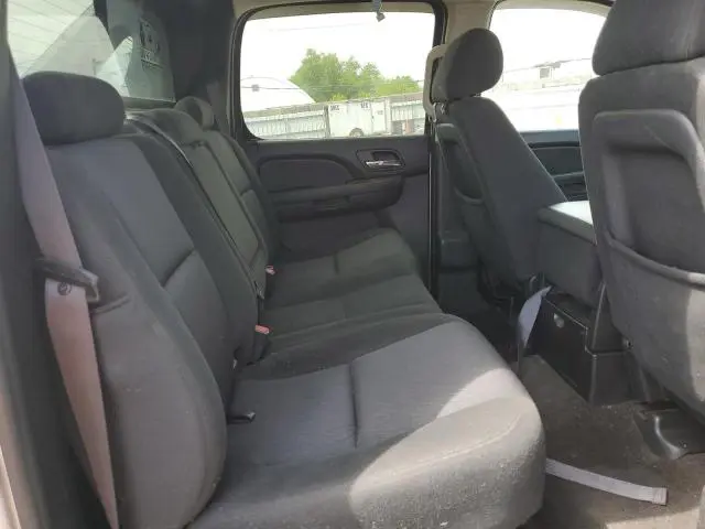 2011 CHEVROLET AVALANCHE LS
