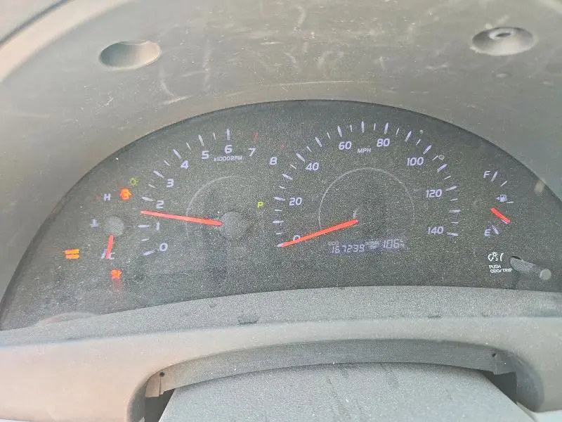 2010 TOYOTA CAMRY LE  