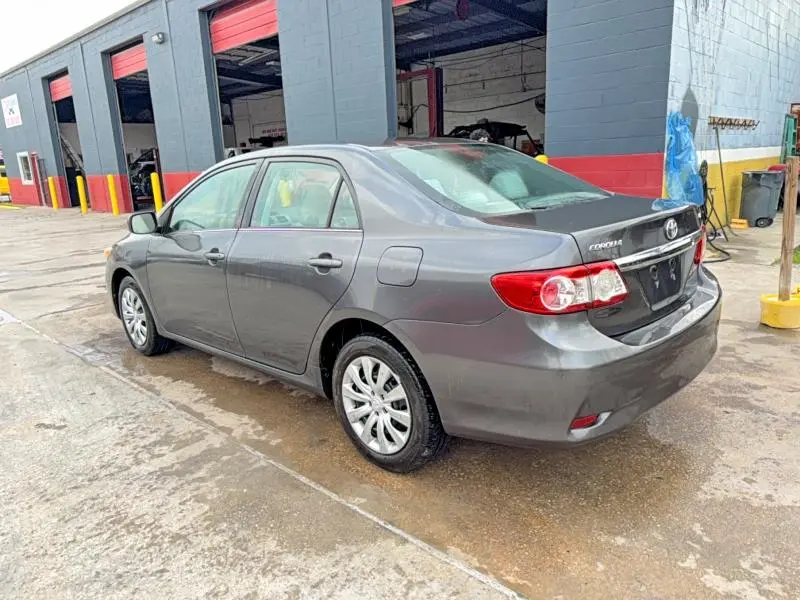 2013 TOYOTA COROLLA BASE  