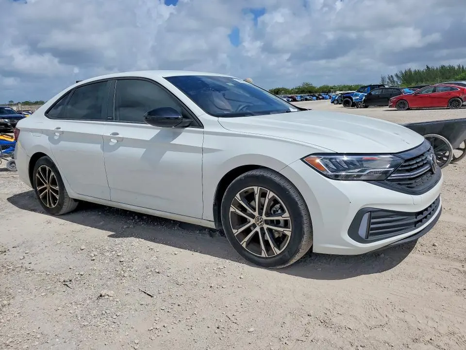 2023 VOLKSWAGEN JETTA SPORT  