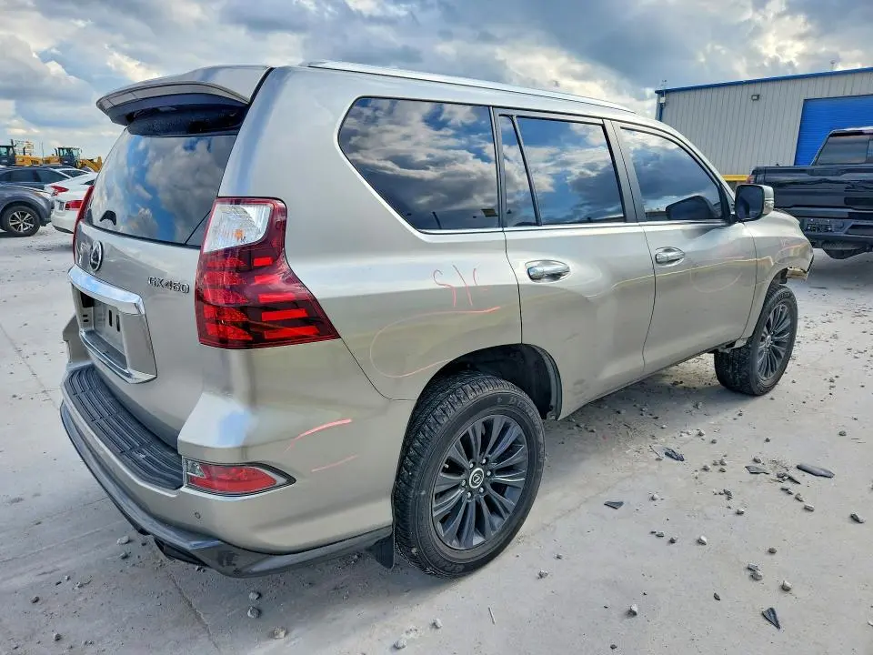 2022 LEXUS GX 460  