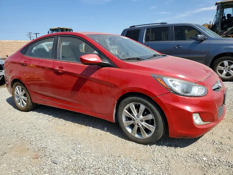 2012 HYUNDAI ACCENT GLS  