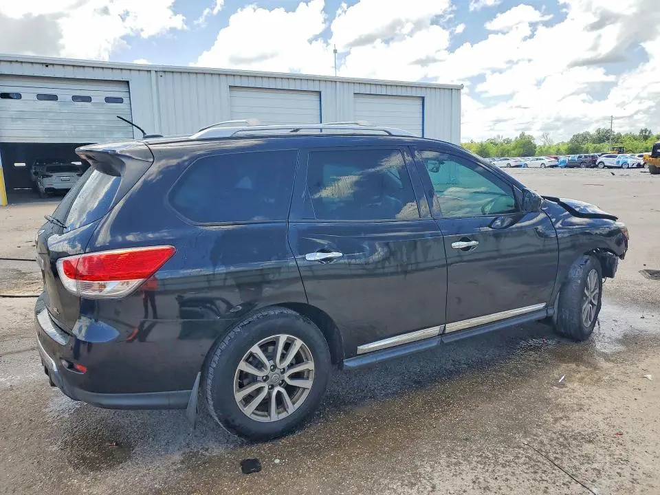 2015 NISSAN PATHFINDER SL  