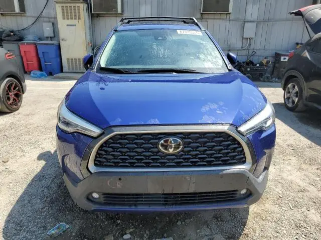 2022 TOYOTA COROLLA CROSS XLE  