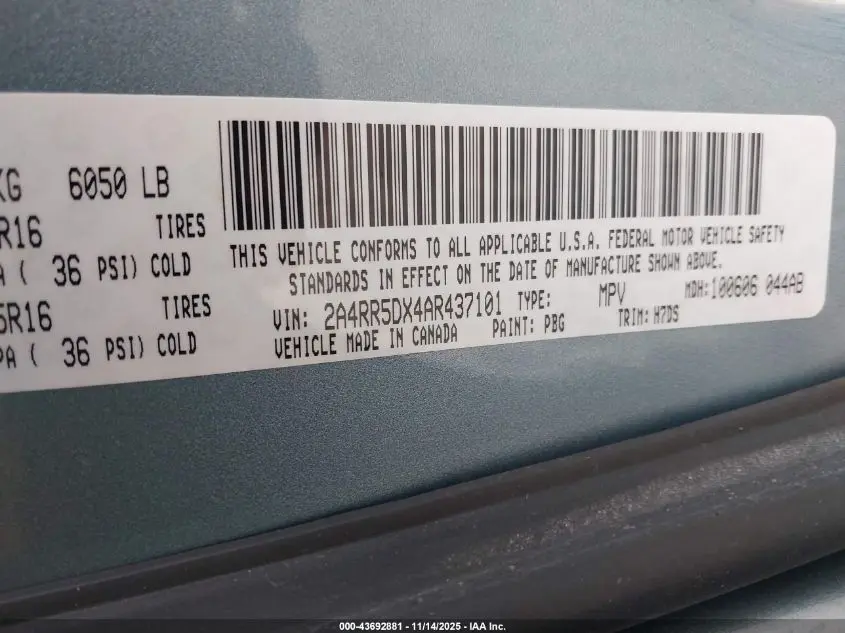 2010 CHRYSLER TOWN & COUNTRY TOURING