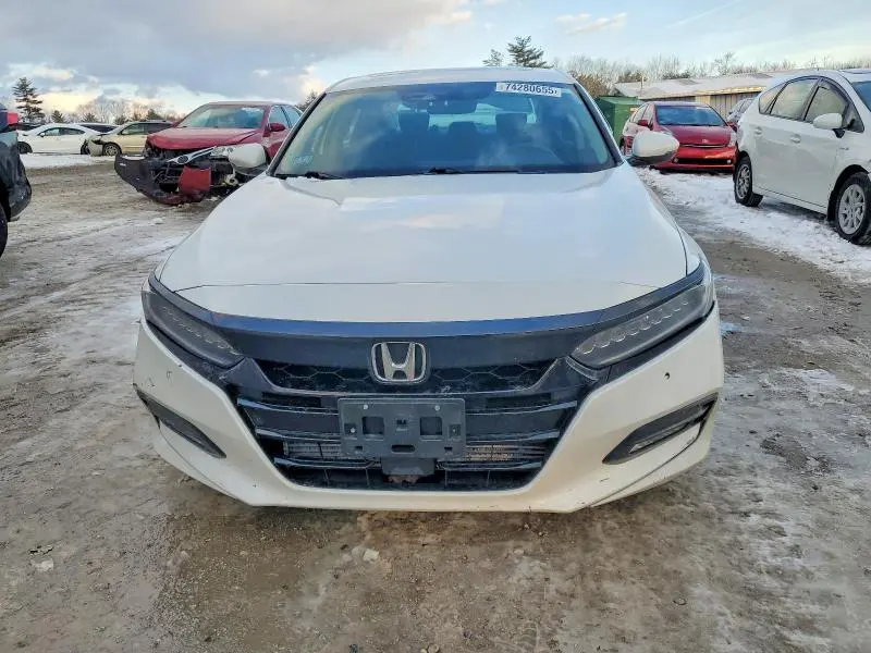 2018 HONDA ACCORD TOURING  
