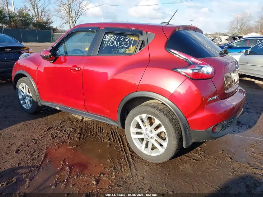 2015 NISSAN JUKE SV