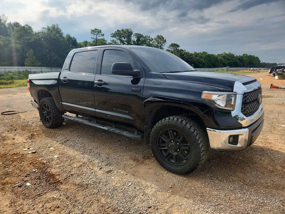 2021 TOYOTA TUNDRA CREWMAX SR5  