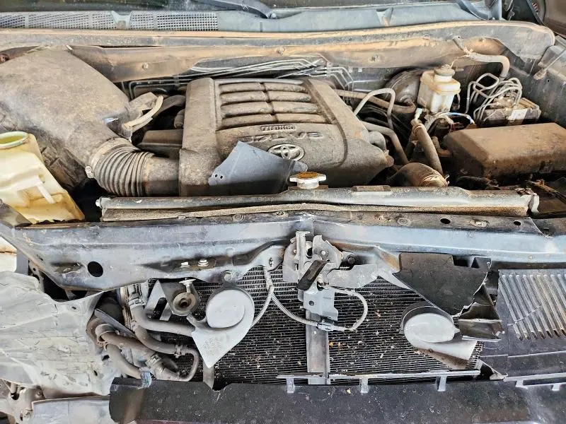 2016 TOYOTA TUNDRA SR5  