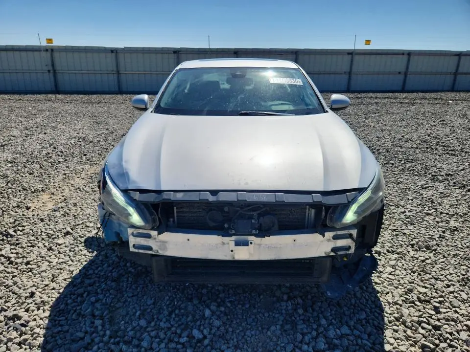 2020 NISSAN ALTIMA SL  