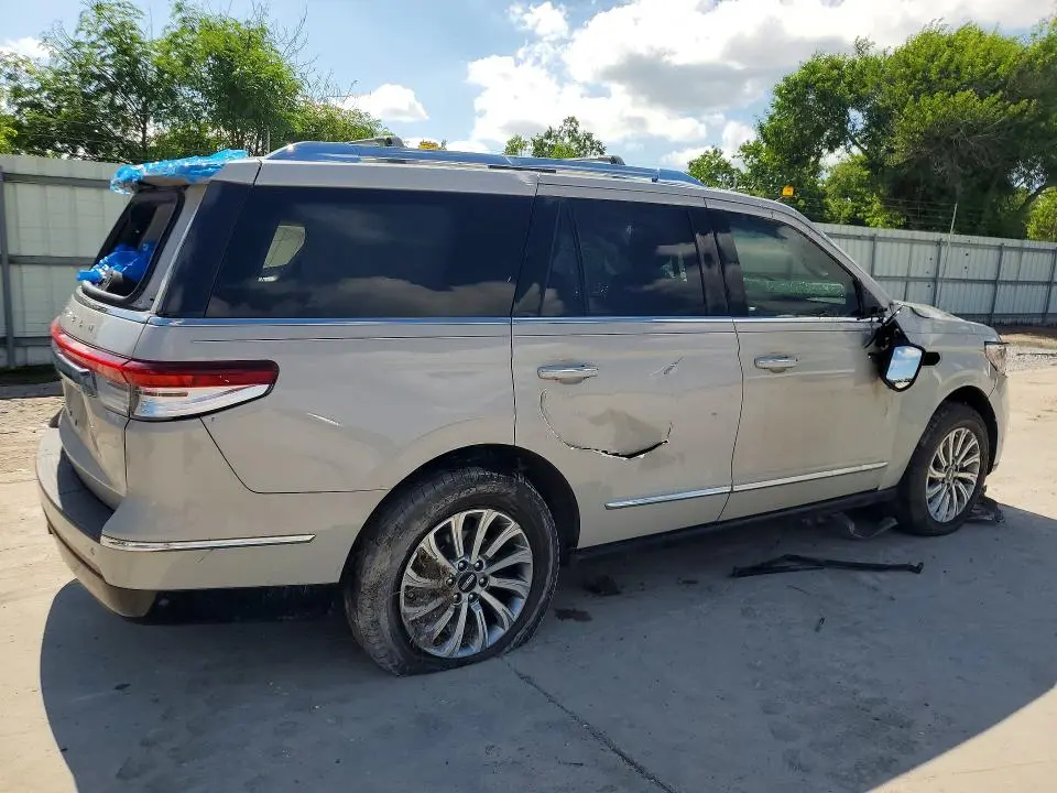 2024 LINCOLN NAVIGATOR   
