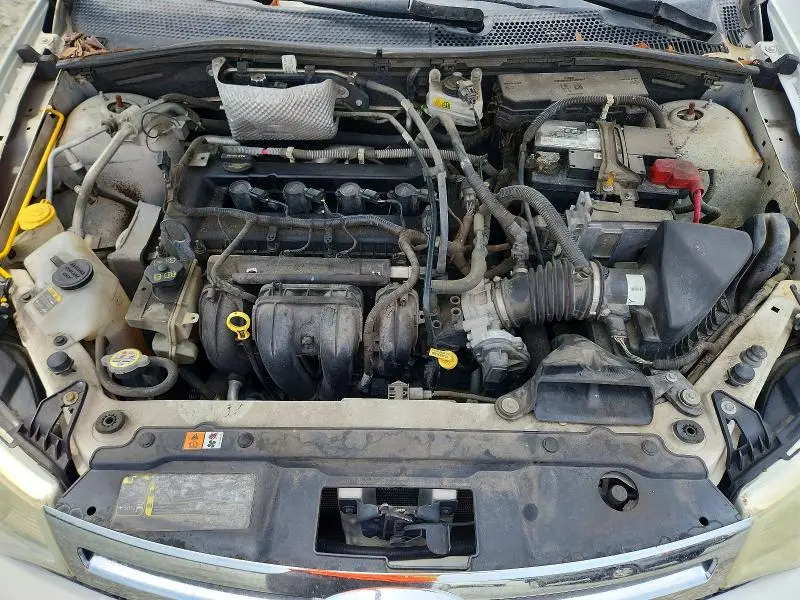 2010 FORD FOCUS SE  