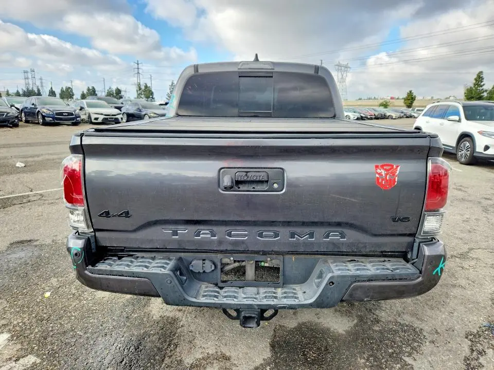 2021 TOYOTA TACOMA LIMITED  
