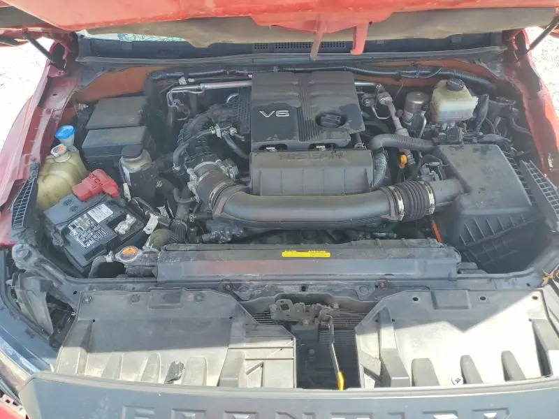 2022 NISSAN FRONTIER S  