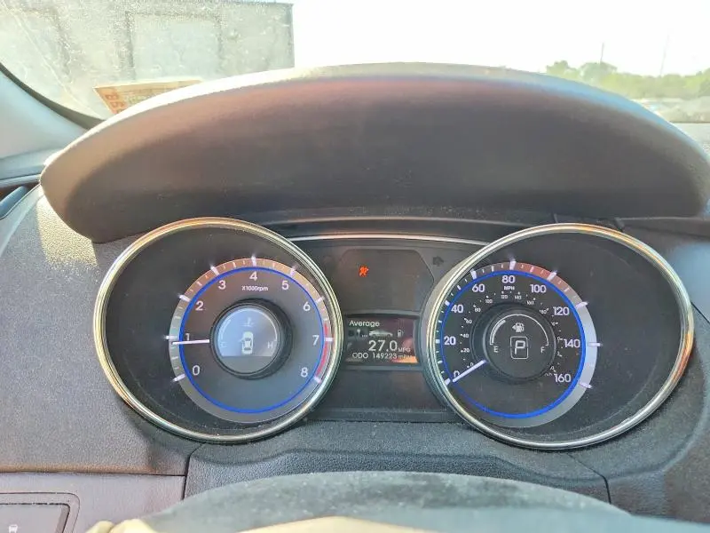 2011 HYUNDAI SONATA GLS  
