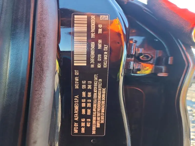 2017 ALFA ROMEO GIULIA   