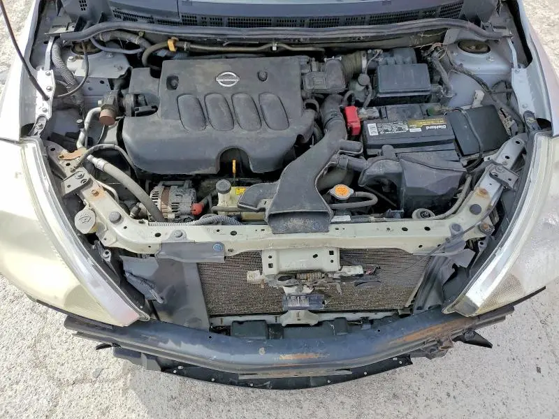 2011 NISSAN VERSA 1.8 S  