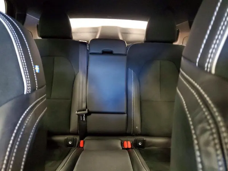 2019 VOLVO XC40 T5 R-DESIGN  