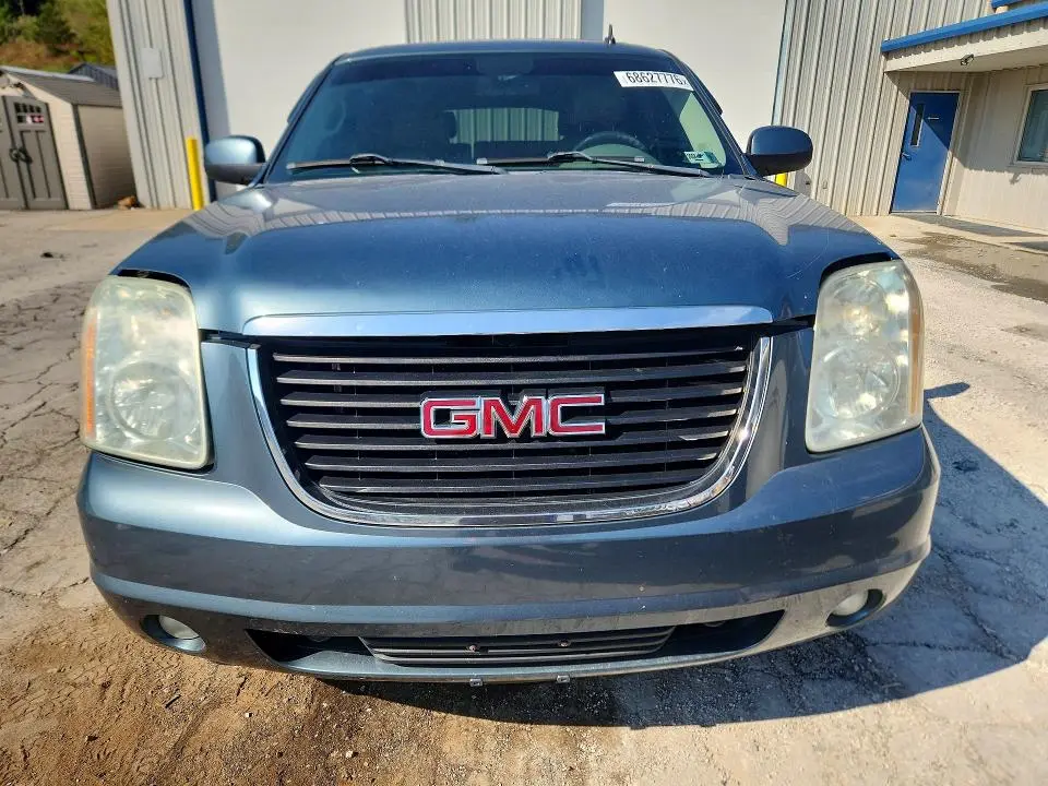 2010 GMC YUKON SLT  