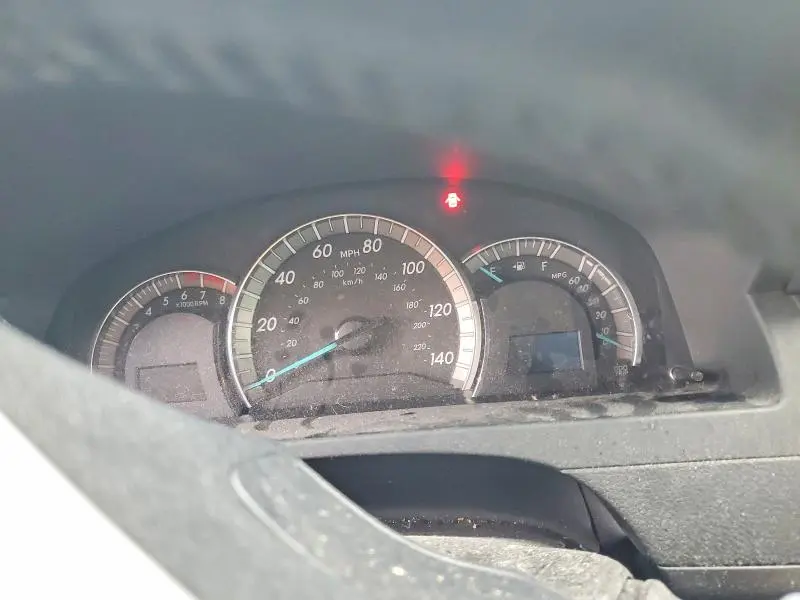 2012 TOYOTA CAMRY SE  