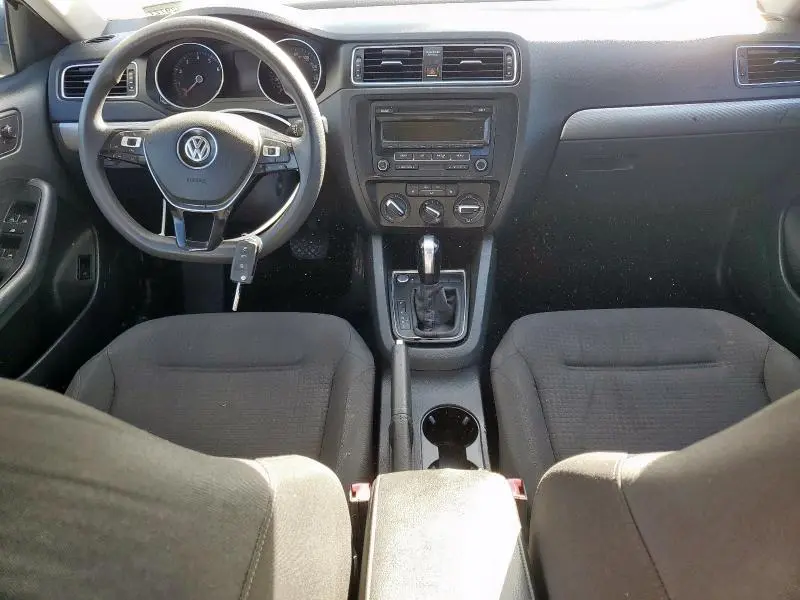 2015 VOLKSWAGEN JETTA SE  