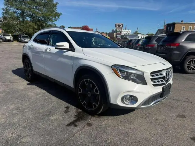 2019 MERCEDES-BENZ GLA 250 4MATIC  