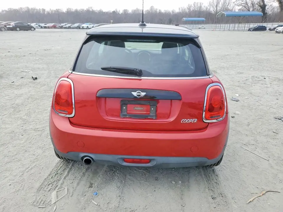 2016 MINI COOPER   