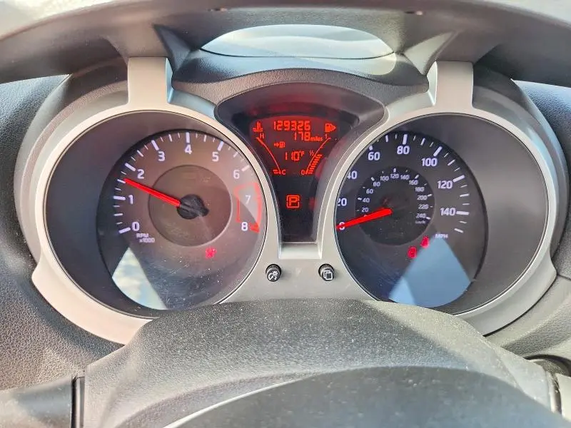 2013 NISSAN JUKE S  