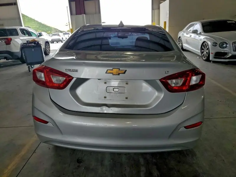 2016 CHEVROLET CRUZE LT  
